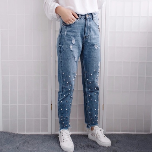 "Ready to Have a Good Time" - Picture 4 of 8